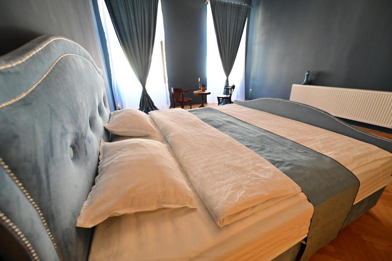 Lovely 2 Bedroom Apartment In Historic City Center Сибиу Экстерьер фото